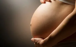 Entenda como a gravidez afeta a pele e o cabelo: mudanças hormonais, dicas de cuidados e soluções para manter a beleza, gestação e Gravodez