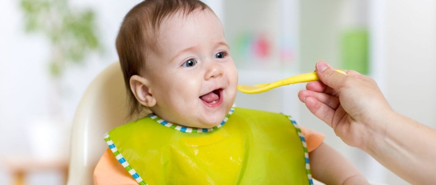 bebê pode começar a comer