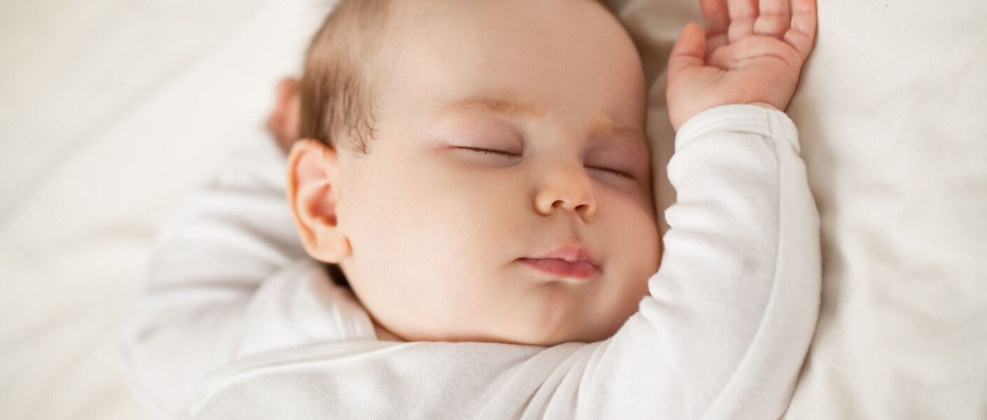 Descubra como estabelecer uma rotina de sono saudável para o seu bebê com dicas valiosas de especialistas experientes e confiáveis.