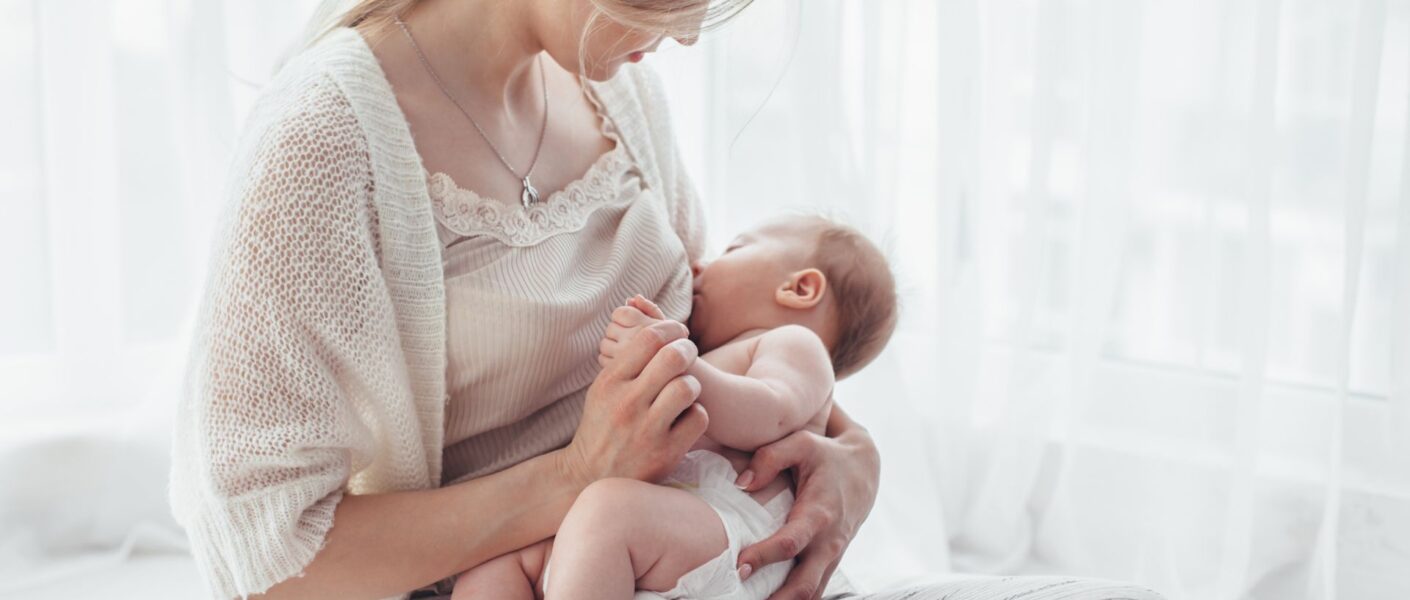 Produção de leite materno: entenda o processo e a explicação. Descubra como a natureza nutre bebês através da lactação materna.