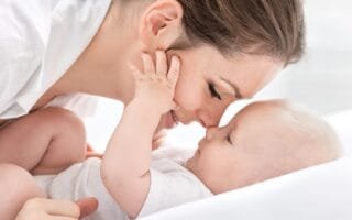 Fraldas Bordadas para Bebê Feminino