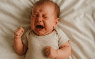 cólica bebê