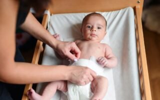 Fralda Pampers G: Como evitar vazamentos? Veja causas, dicas práticas e cuidados para manter seu bebê seco e confortável.