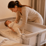Berço acoplado ajuda mães no pós-parto? Entenda benefícios, segurança, sono materno e cuidados com o bebê.