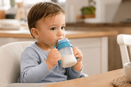 Leite e alimentação infantil: separando fatos de mitos