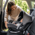 O que observar antes de comprar um bebê conforto? Veja segurança, instalação, tamanho, certificação e limites de uso.