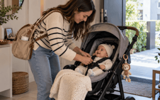 Quais erros evitar ao escolher um carrinho de bebê? Veja cuidados com segurança, conforto, tamanho, freios e cinto.
